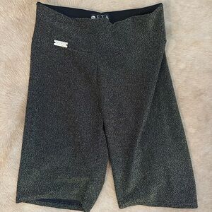 SETA APPAREL Chill sparkle biker shorts lurex black & gold long shorts M